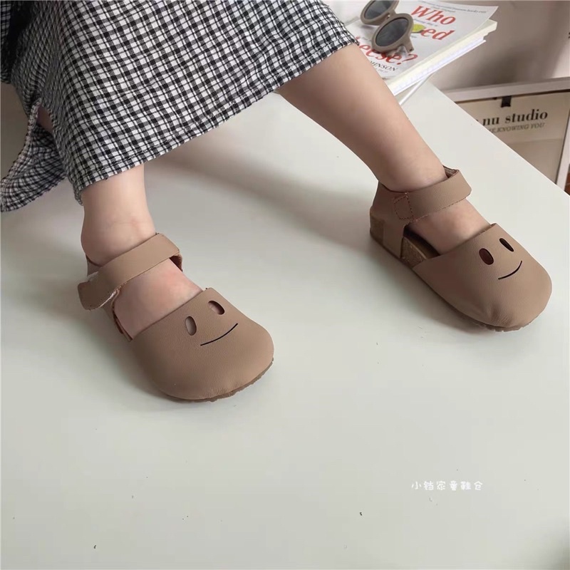 GIÀY BÚP BÊ CẮT MẶT CƯỜI CHO BÉ