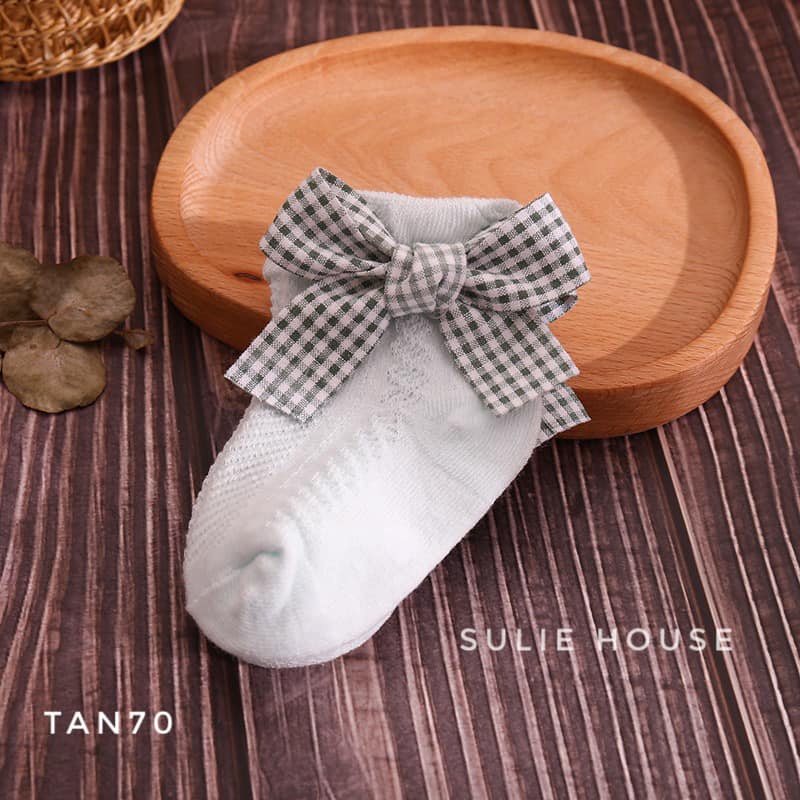 Tất lưới cổ ngắn nơ kẻ - TAN70
