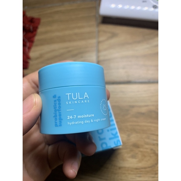 Kem Dưỡng Ẩm Ban Ngày Và Ban Đêm Tula skin care
