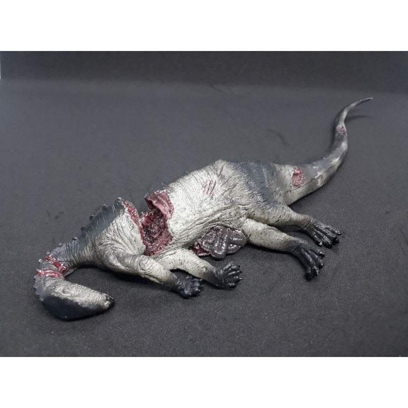 Mô hình đồ chơi khủng long. xác chết của khung long ăn cỏ.