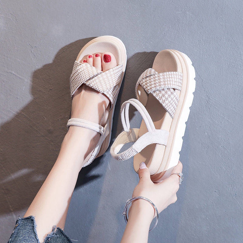 Dép xăng đan Giày Sandal Đế Dày Phong Cách Mới Dễ Phối Đồ Cho Học Sinh