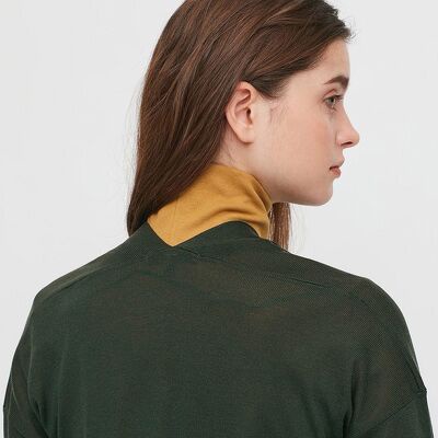 Áo khoác len  U.N.Q.L