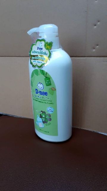 Nước rửa bình sữa và rau quả D-nee 620ml