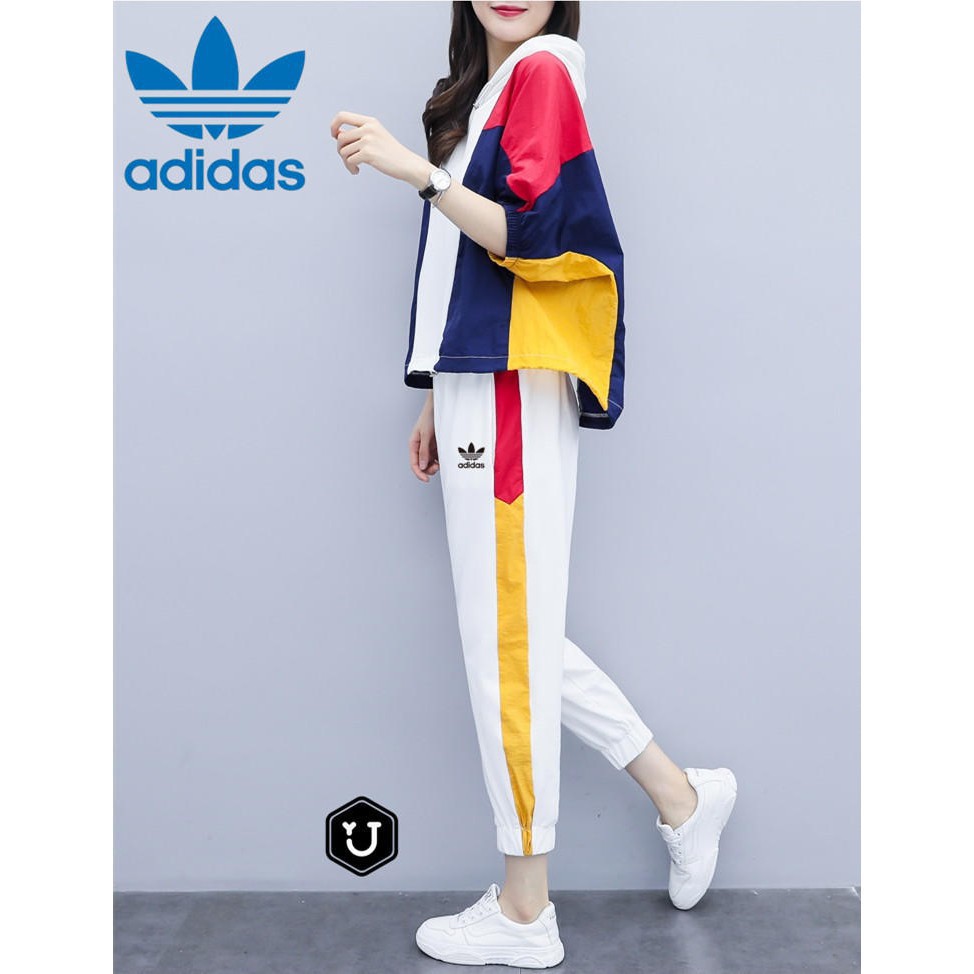 Bộ quần áo thể thao thời trang adidas sành điệu dành cho nữ