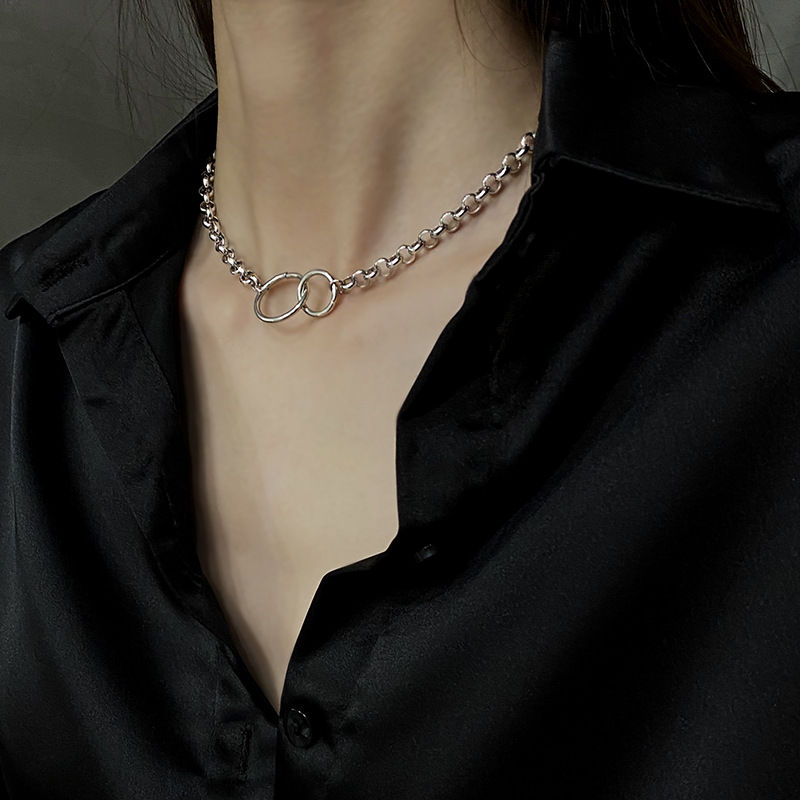 Vòng choker dây xích tròn ngắn chất liệu thép titan phong cách punk