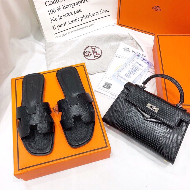 Dép HM đen rêu trắng có hộp