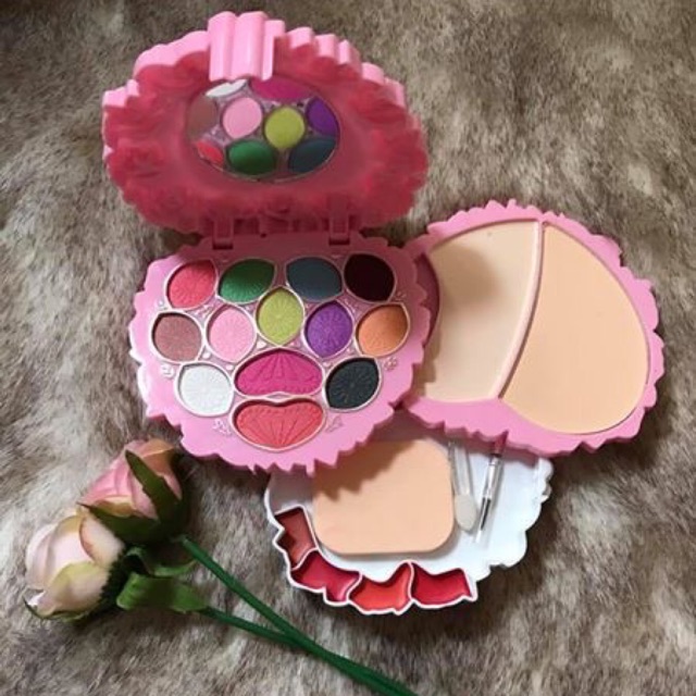 💗BỘ KIT TRANG ĐIỂM ADS TRÁI TIM💗