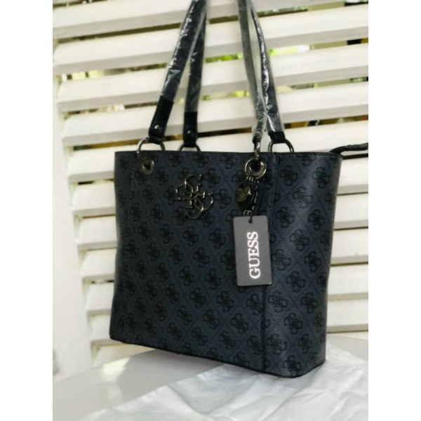Túi Guess tote