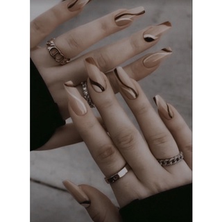Nailbox đường kẻ nét nâu tây