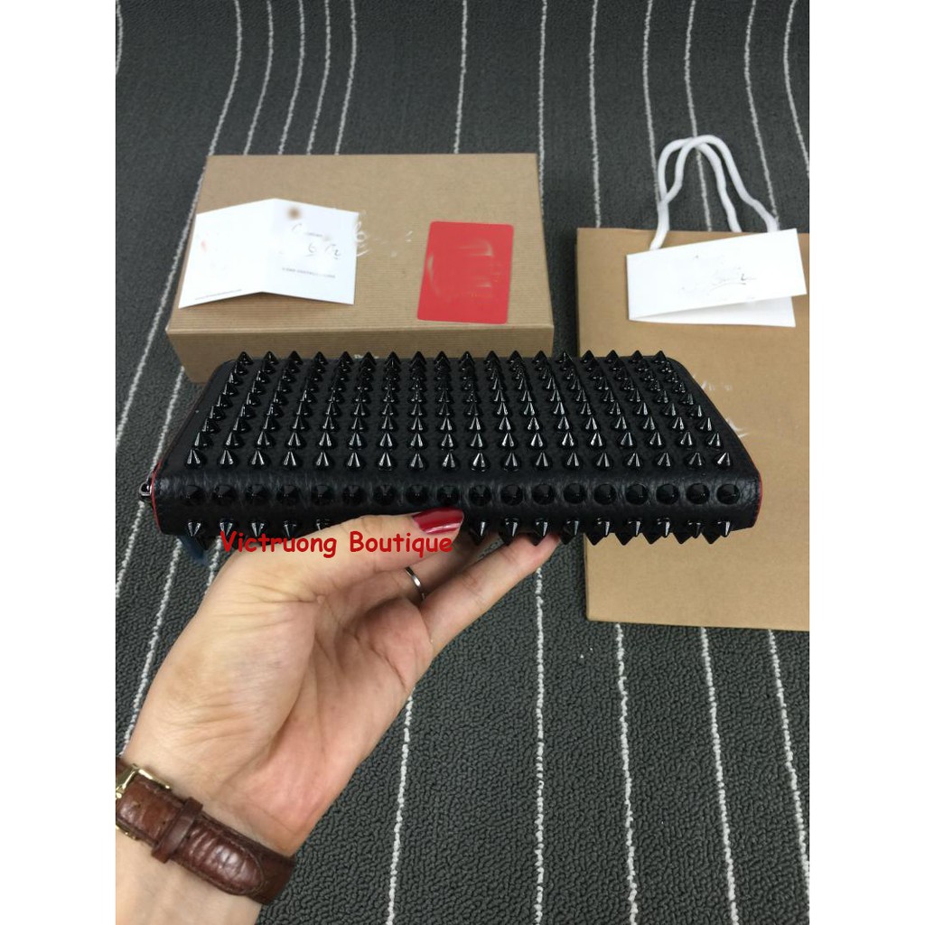 Ví cầm tay đinh tán cao cấp