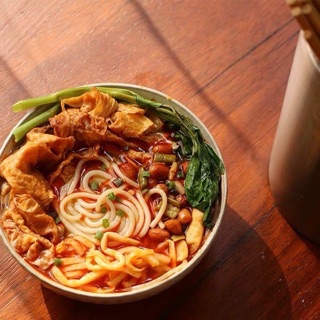 [SẴN] BÚN ỐC LIỄU CHÂU