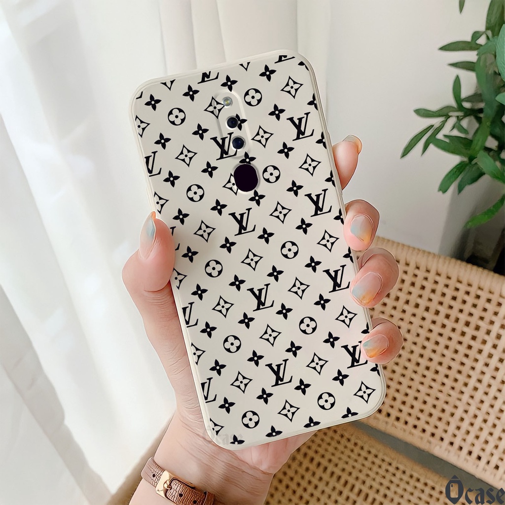 Ốp lưng Oppo F11 Pro in hình Nasa vũ trụ cạnh viền vuông có bảo vệ camera