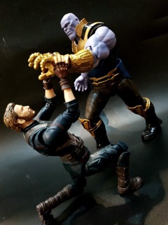 Mô hình SHF Thanos Infinity War kèm ảnh thật