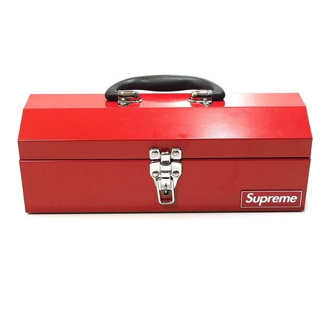 Hộp sắt Supreme có khóa gài