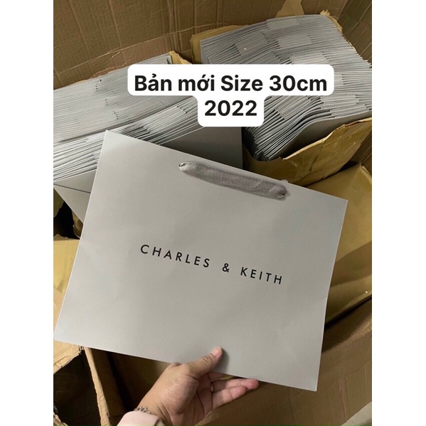 Túi giấy đựng túi sang chảnh cỡ 25cm &amp; 30cm