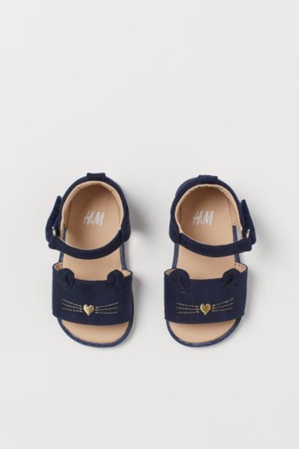 Sandal HM mèo đen, chuẩn Auth/Us có sẵn