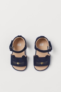 Sandal HM mèo đen, chuẩn Auth/Us có sẵn