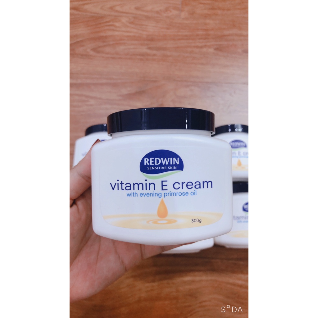 Kem Dưỡng Ẩm Redwin Vitamin E Cream 300g Úc Chính Hãng - Giúp Dưỡng Da Mặt Hết Khô, Nứt Nẻ