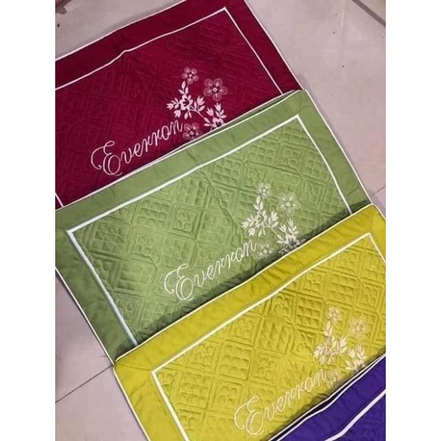 2 Vỏ gối nằm chất liệu cotton poly thoáng mát