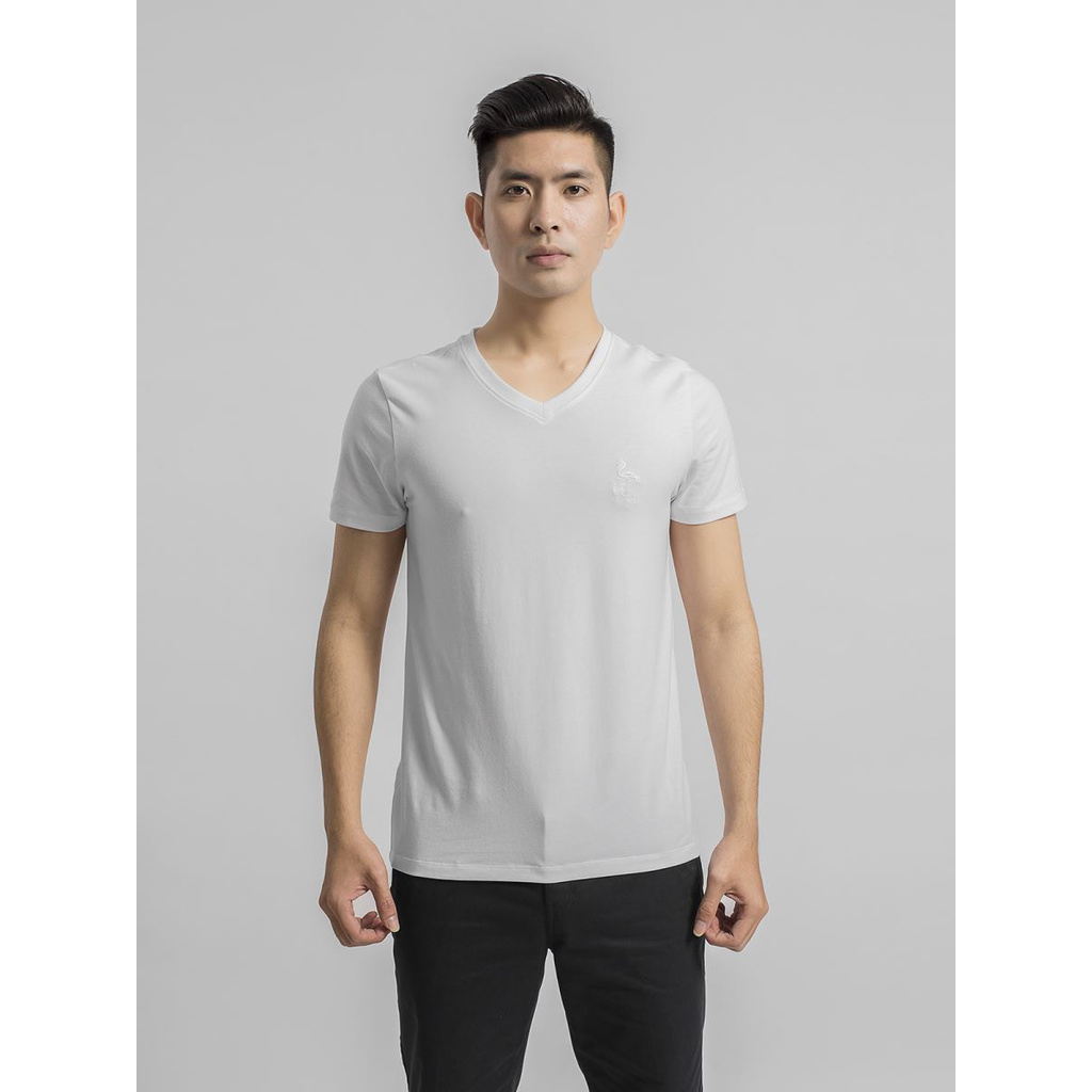 Áo Thun Nam Tay Ngắn Không Cổ Aristino ATS018S9 Màu Trắng 6 Dáng Slim Cổ Tim Chất Liệu CVC Mịn Mát