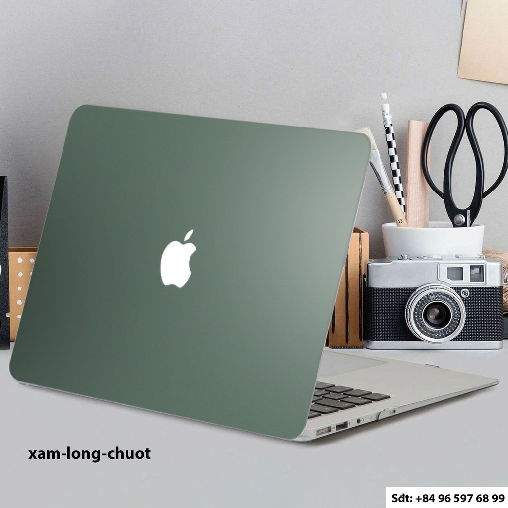 Skin dán Macbook Pro màu Aluminum Chrome xám lông chuột (chọn mẫu và mã máy trong phân loại)