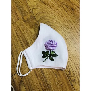 Set khẩu trang thêu ruy băng