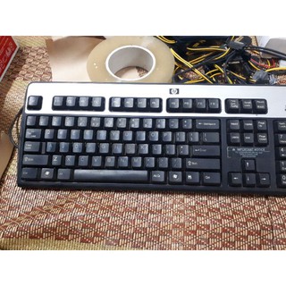 Phím HP cũ văn phòng còn dùng tốt cổng usb
