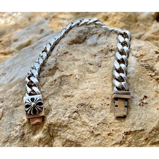 Vòng tay cuban chrome hearts