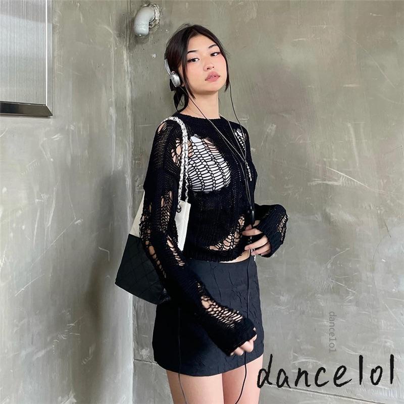 Áo Sweater Cổ Tròn Tay Dài Màu Trơn 1O1