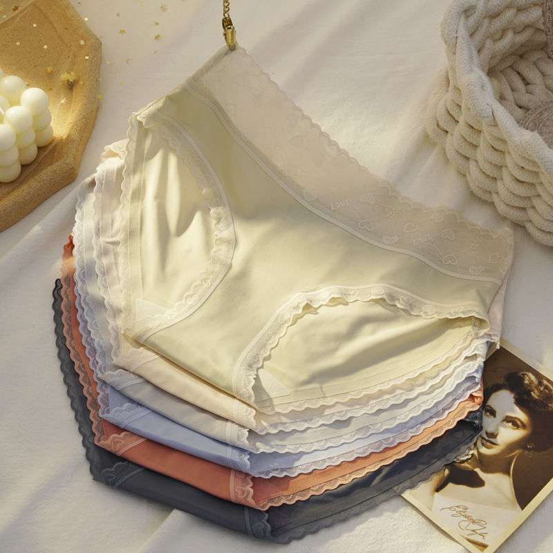 Quần lót nữ lụa tàng hình cạp ren  mỏng mềm mịn mát mêêêê ôm mông không gây hằn QR04 | BigBuy360 - bigbuy360.vn