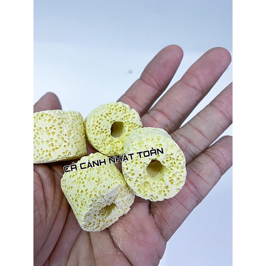 SỨ LỌC NHẪN VÀNG VẬT LIỆU LỌC CHO BỂ CÁ CẢNH TÚI 1KG