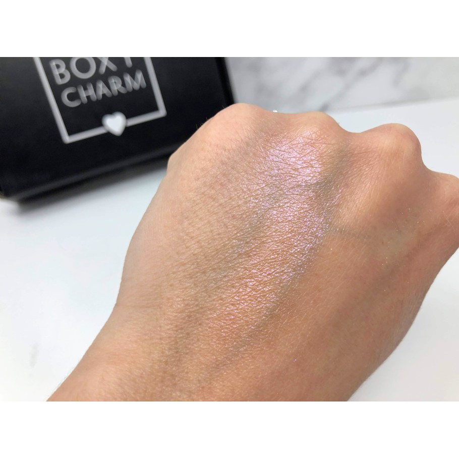 Tách set Boxy Charm tháng 4/2019 | BigBuy360 - bigbuy360.vn