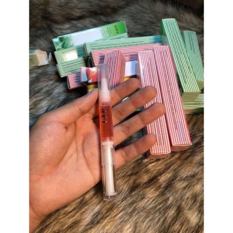 Bút dưỡng viền móng OPI loại tốt
