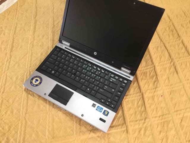 Laptop HP 8440 i7 chiến game mượt vỏ nhôm sang trọng thời trang