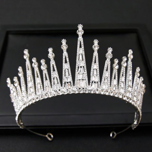 Phụ kiện cô dâu, Vương miện xinh