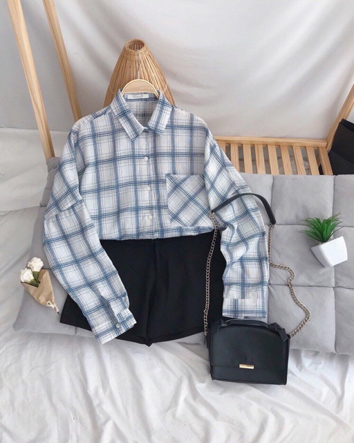 Áo sơ mi oversize caro trắng