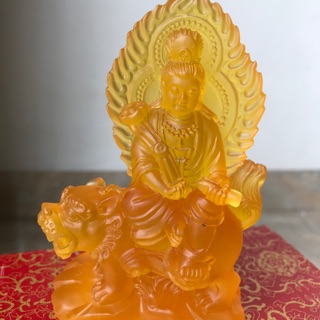 Tượng Văn Thù Bồ Tát Lưu ly màu vàng (ảnh thật)