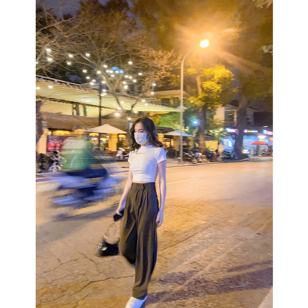 [Mã WASKT304 giảm 15% tối đa 30K đơn 99K] Áo thun croptop cổ tròn khoét ngực A1720 SUSTORE | BigBuy360 - bigbuy360.vn