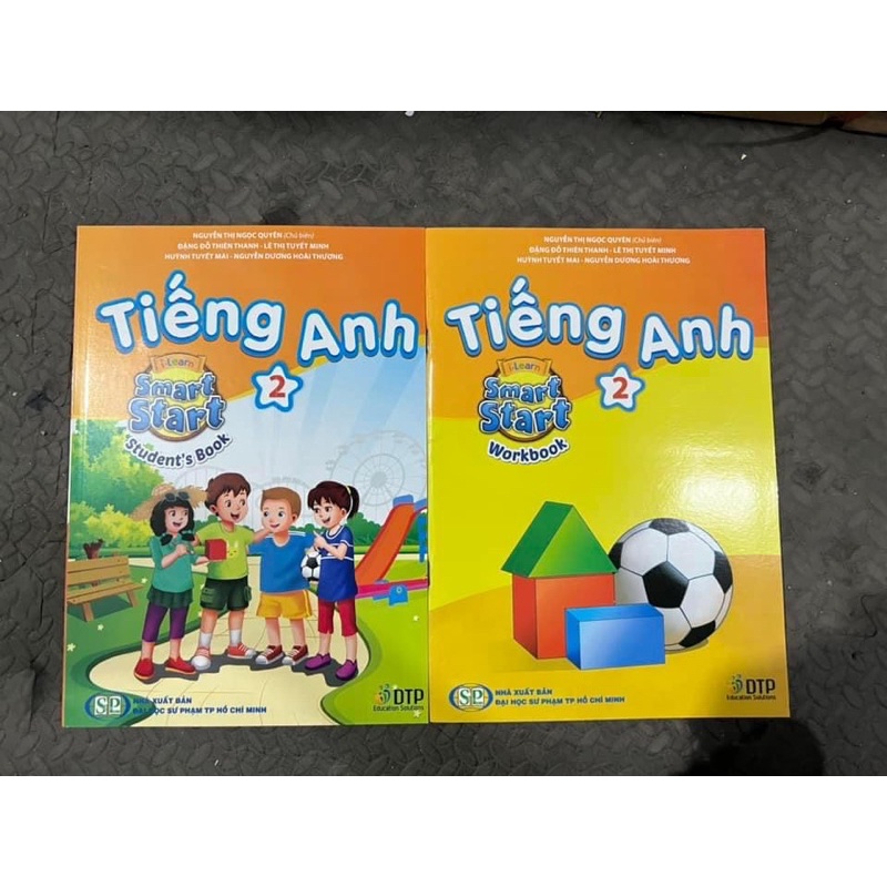 Tiếng Anh 2  kèm bút chì
