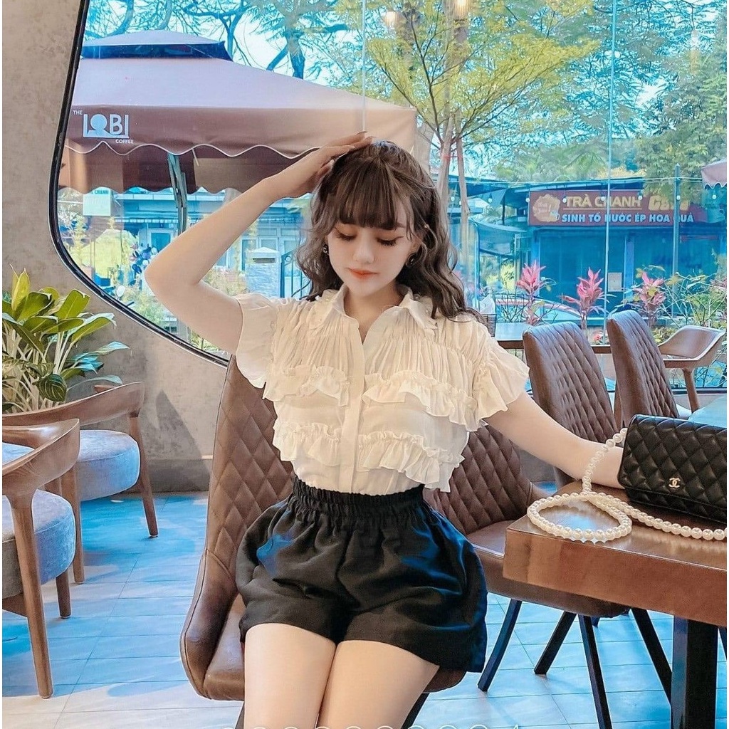 áo sơ mi bèo tầng cổ đức đính ngọc cộc tay