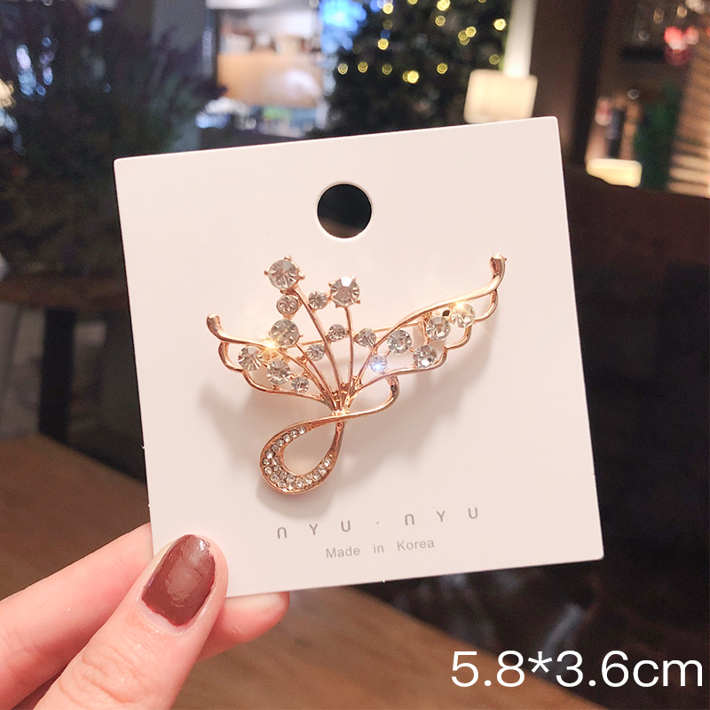 Ghim Cài Áo Hình Bông Hoa Đính Pha Lê Giả Sang Trọng Thời Trang Cho Nữ