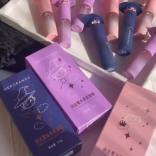 Son Kem Lì Herrange Chất Son Mềm Mại Tạo Hiệu Ứng Sương Mờ Cho Môi