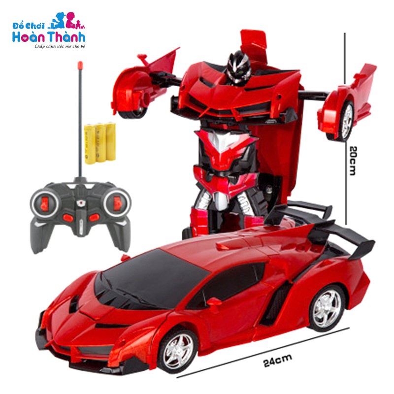 Xe oto điều khiển từ xa biến hình thành robot có sạc pin, có tặng kèm 3 pin AA