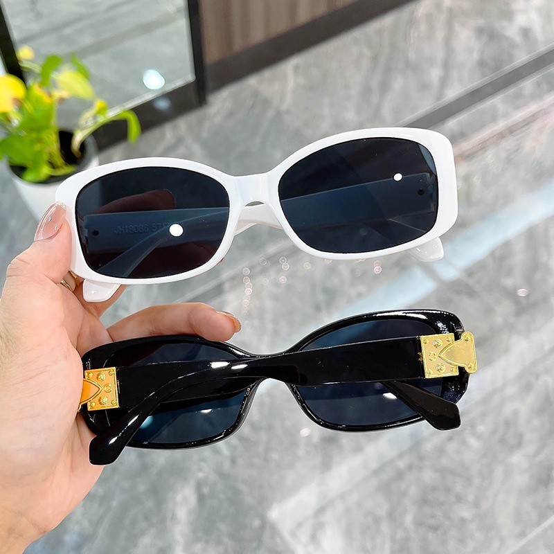 Kính Râm Nữ Gọng Oval Chống Tia UV400