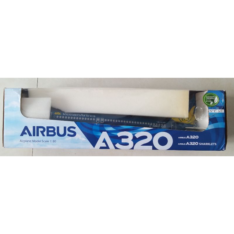 mô hình máy bay giá rẻ 47cm a320 vnair vt 52 cánh cong