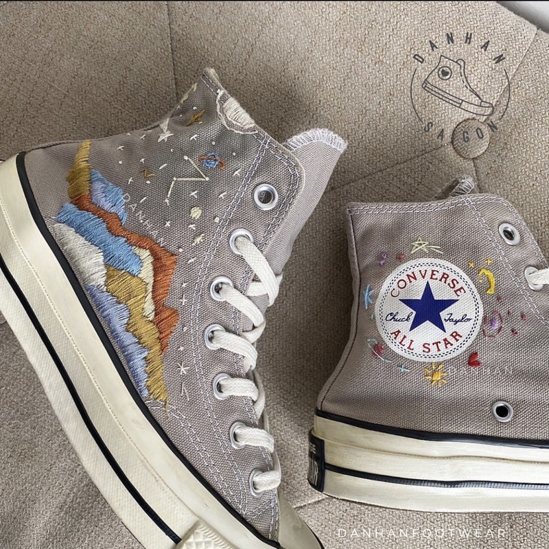 GIÀY CONVERSE THÊU TAY ĐỘC ĐÁO