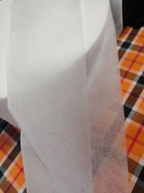 Vải không dệt màu trắng