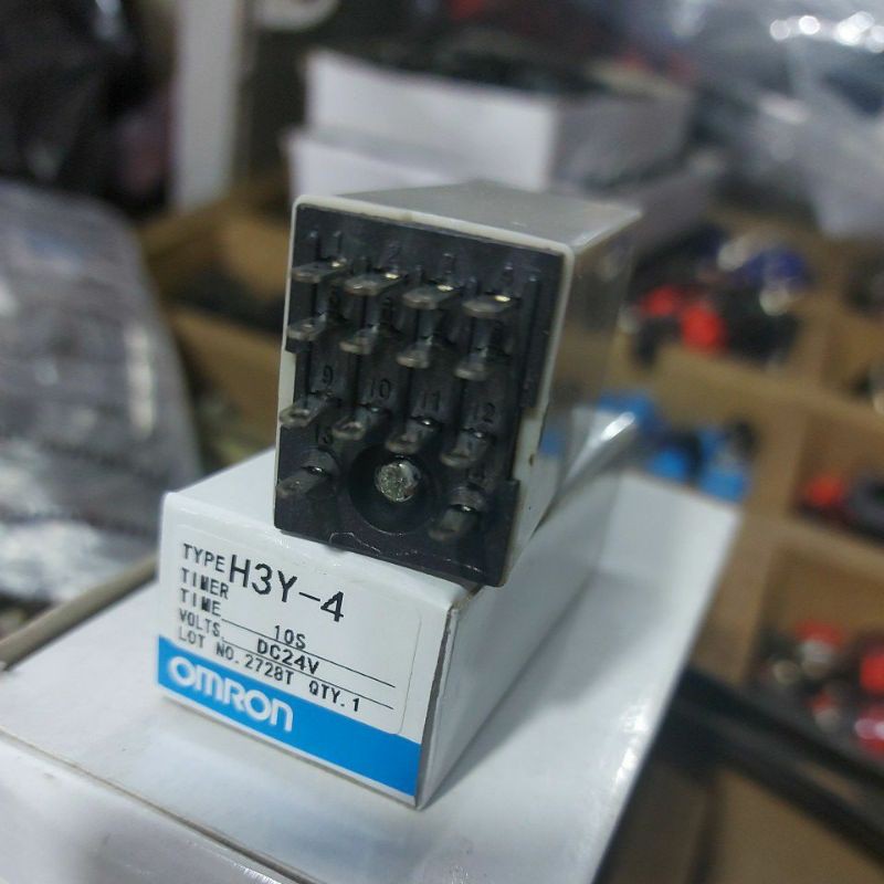 Rơ le thời gian OMRON 14 chân H3Y-4 12VDC 24VDC 110VAC 220VAC