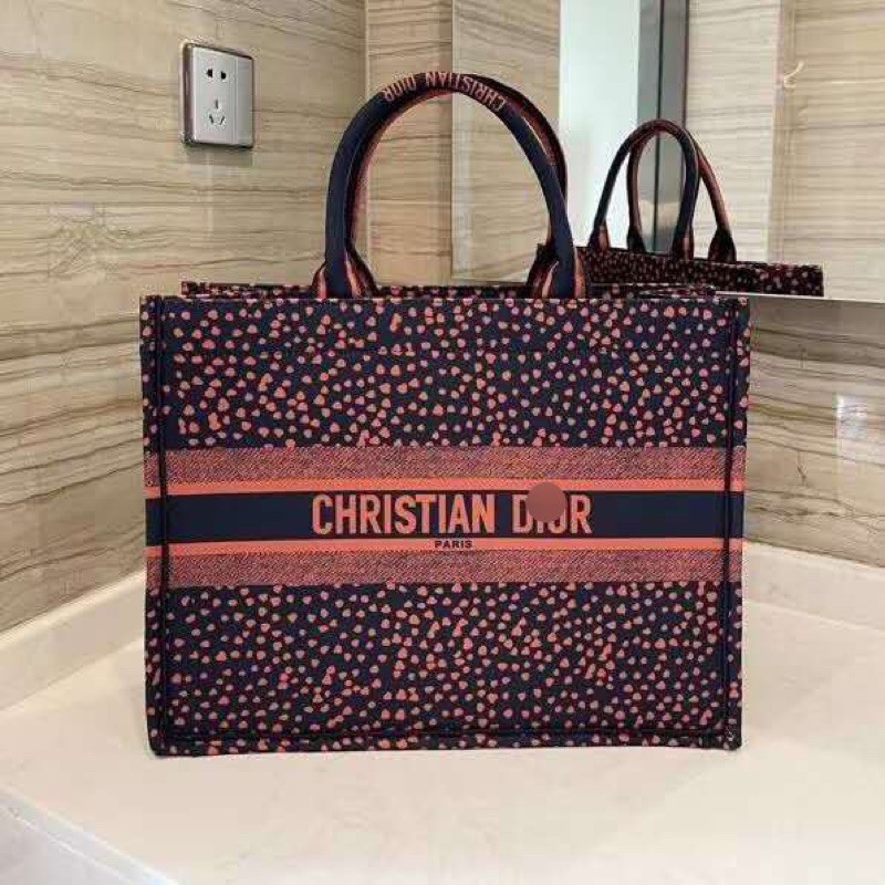 Túi xách BOOK TOTE hoạ tiết thiên nhiên màu sắc