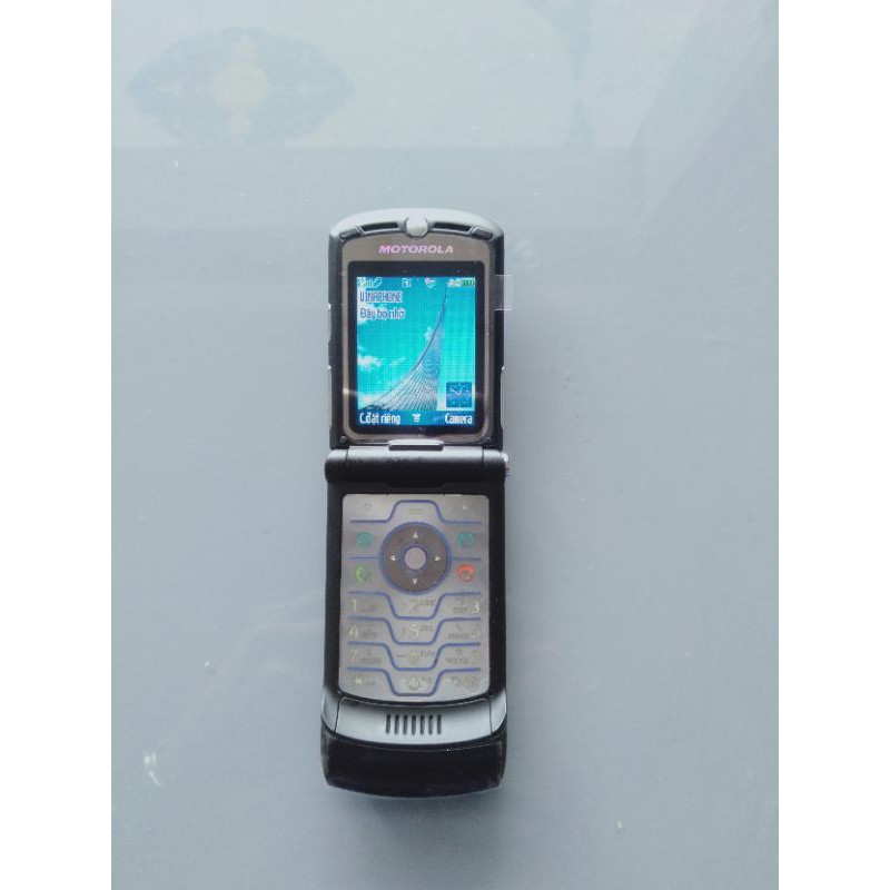 điên thoại bật nắp Motorola v3i